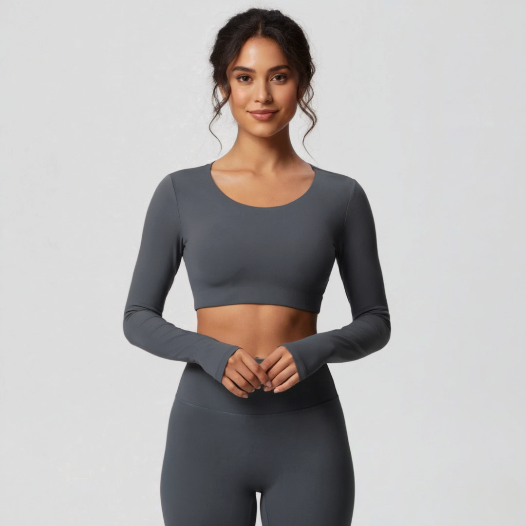 Long Sleeve Workout Crop Top for Women – Stretch Gym Top with Fitted Design