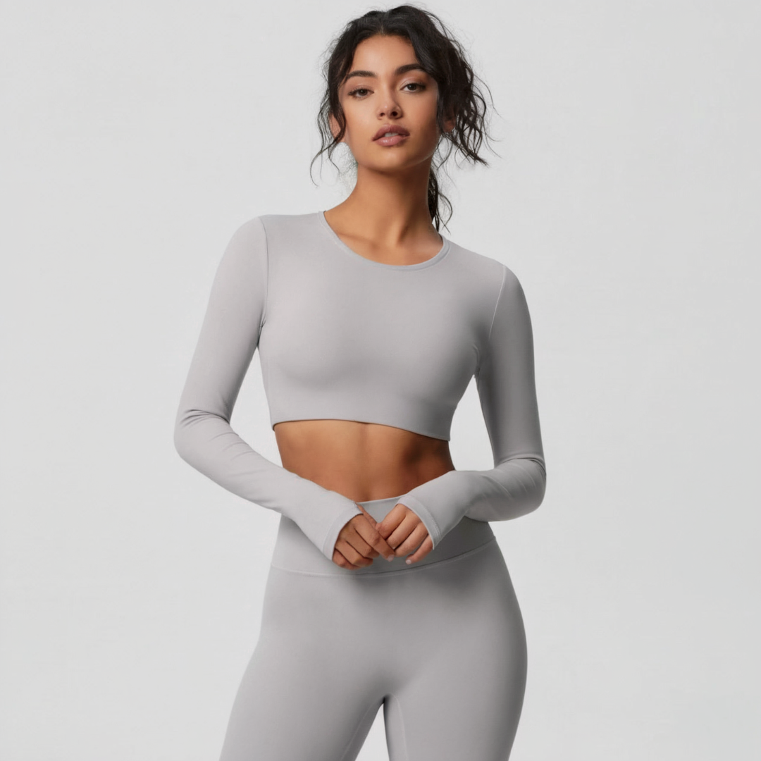 Long Sleeve Workout Crop Top for Women – Stretch Gym Top with Fitted Design