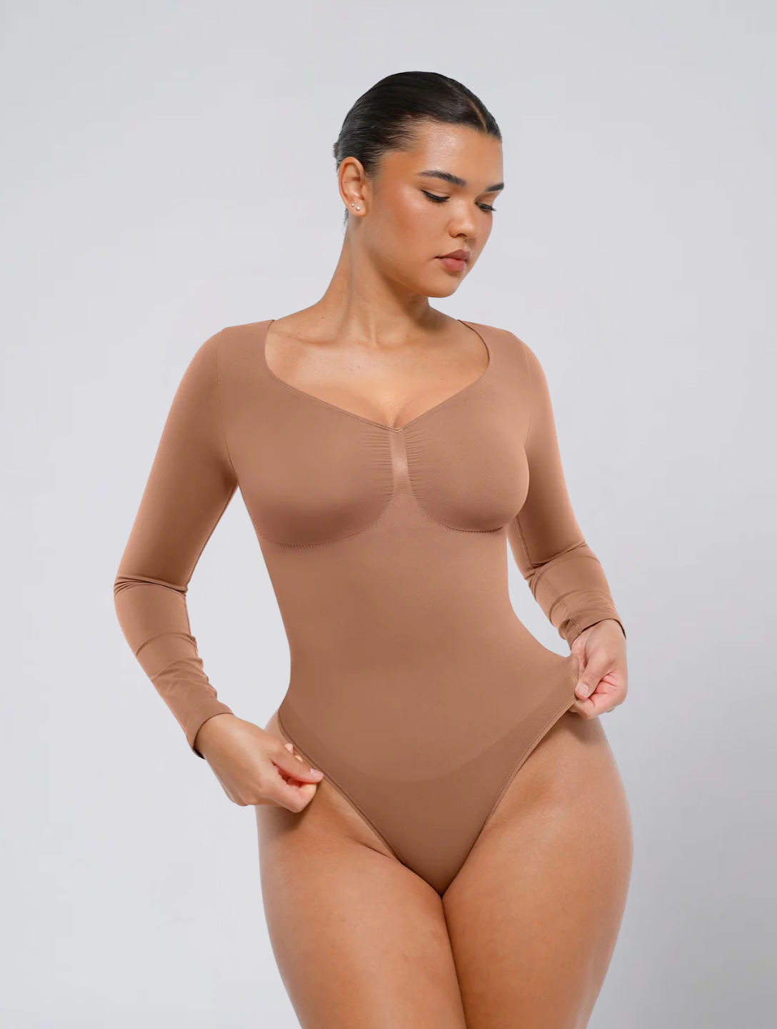 Seamless Long Sleeve Ruched Bodysuit for Women – Stretch Body with Feminine Detail