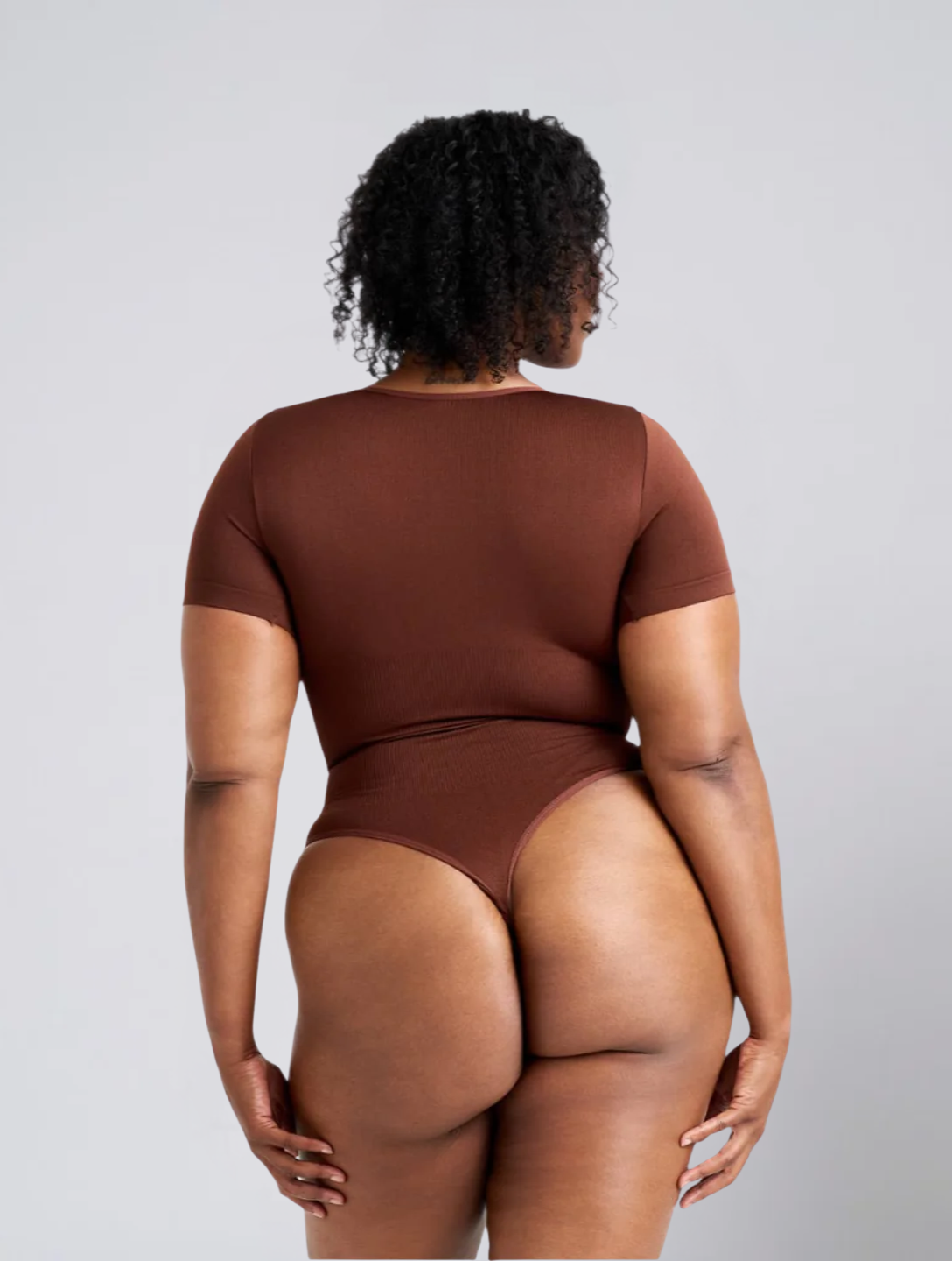 Seamless Square Neck Bodysuit for Women – Smooth Stretch Body for Everyday Wear