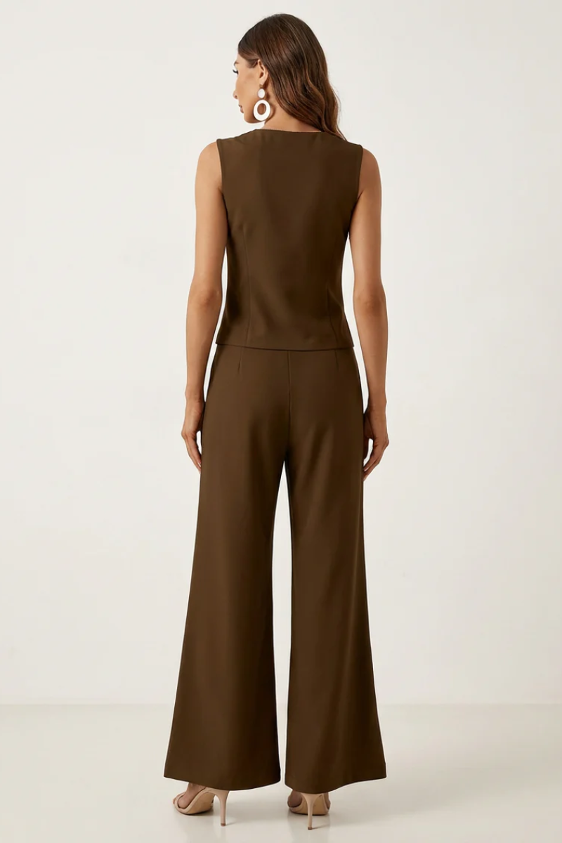 Women's Deep V Neck Wide Leg Jumpsuit Regular Fit Casual One-Piece Outfit